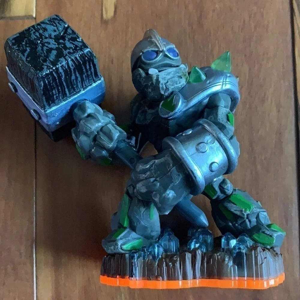 Skylanders figures lot
